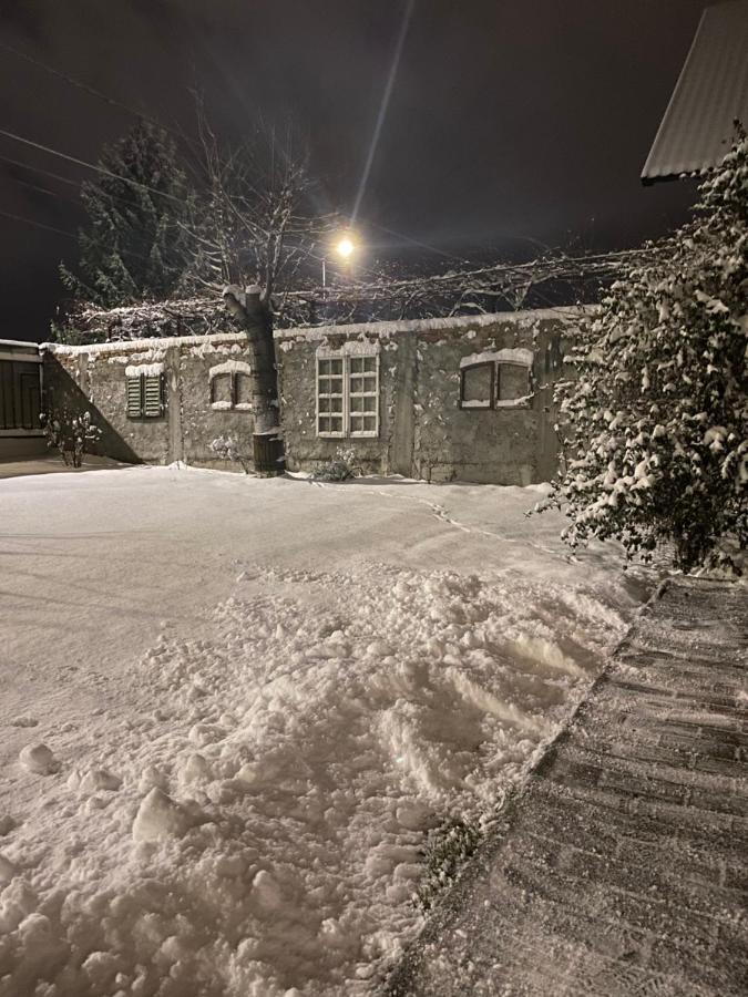 Like Home Rîşnov Buitenkant foto